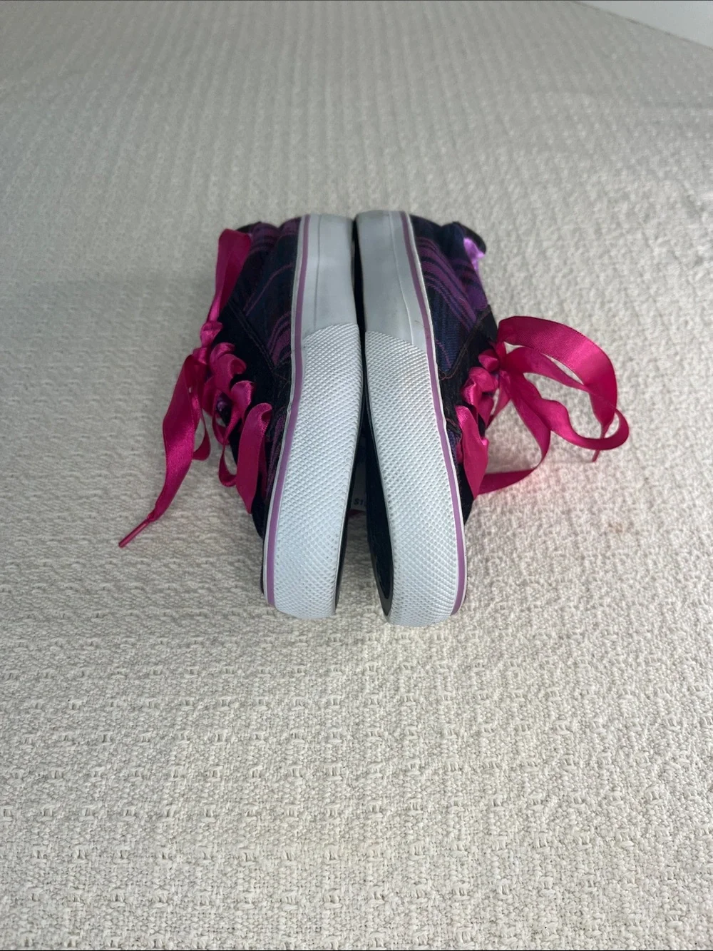 NSS Girls ribbon tie, plaid tennis shoes, NWT size 13, black purple pink vintage